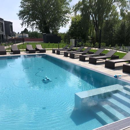 25H Spa-Residenz Best Sleep Privat Garden & Pools Neusiedl am See Zewnętrze zdjęcie