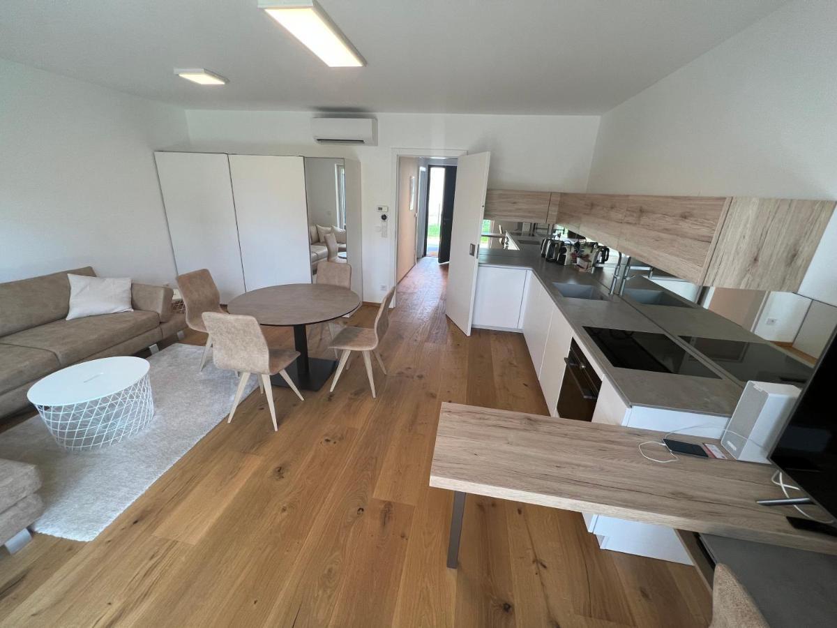 25H Spa-Residenz Best Sleep Privat Garden & Pools Neusiedl am See Zewnętrze zdjęcie