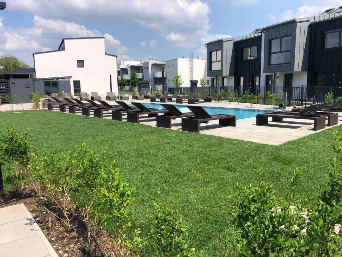 25H Spa-Residenz Best Sleep Privat Garden & Pools Neusiedl am See Zewnętrze zdjęcie