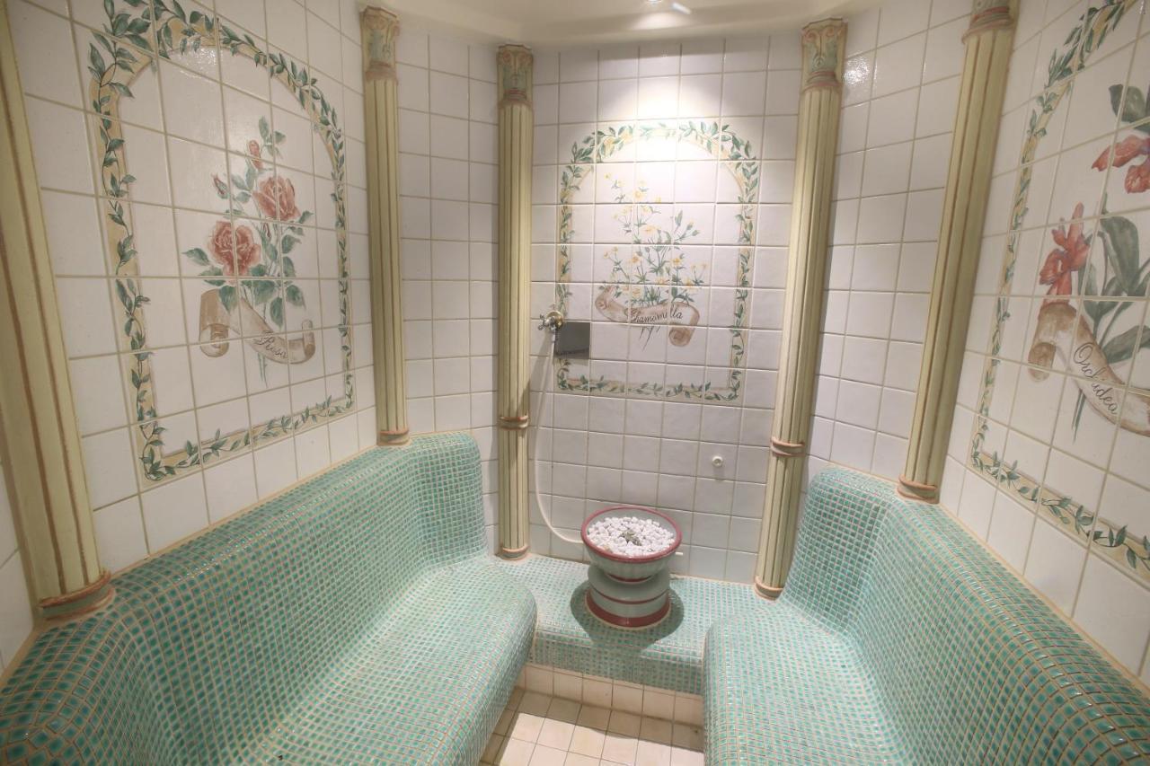 25H Spa-Residenz Best Sleep Privat Garden & Pools Neusiedl am See Zewnętrze zdjęcie